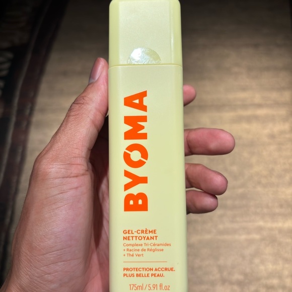 Byoma Creamy Jelly Cleanser 175ml Hydrating Formula - Picture 3 of 4
